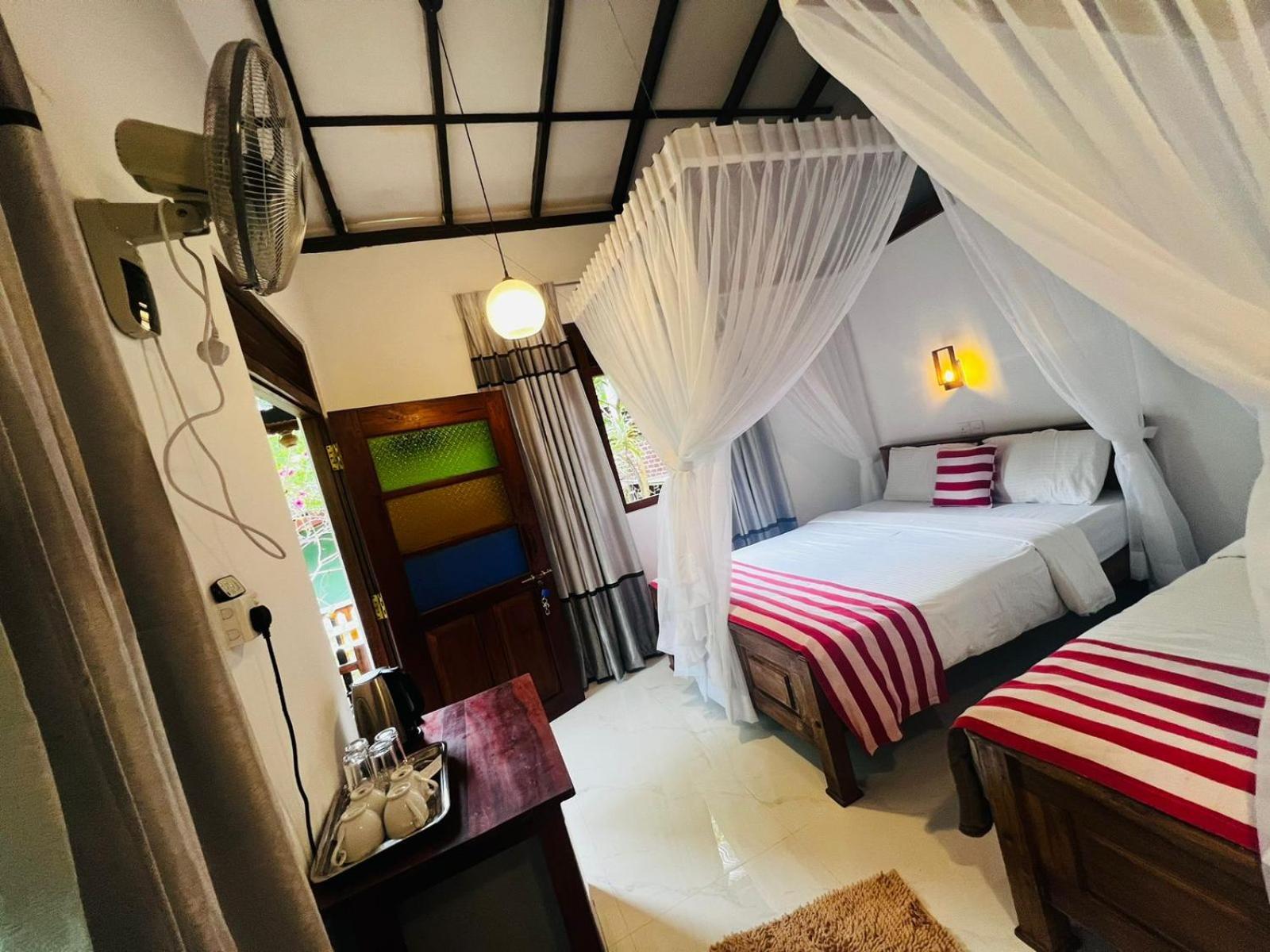 Rest Full Homestay Ella Exterior photo